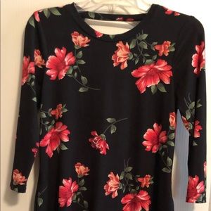 Soft dress, perfect for many occasions.